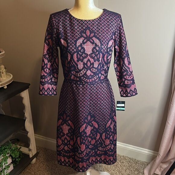 NWT Gabby Skye - Quarter Sleeve Heather
Print Sheath Dress - Picture 2 of 10